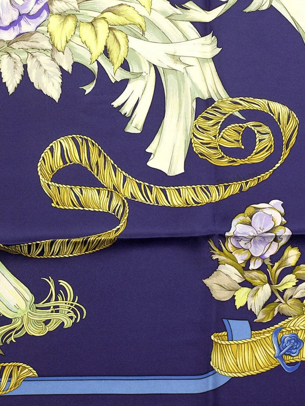 BNIB! RARE! Hermes Silk Scarf Carré 90 Regina Her Majesty The Queen Black Rare